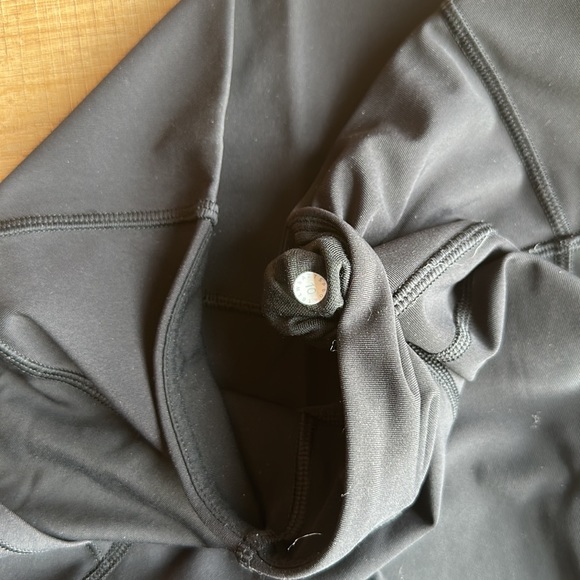 EUC Black Lululemon All The Right Places Size 10 Leggings - Picture 3 of 3